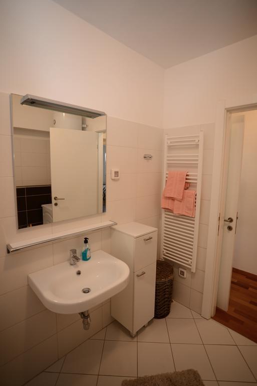 Base Bridge Apartment - Zadar City Centre - Free Parking 外观 照片